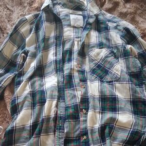 American Eagle Outfitters Green and Blue Plaid Button-Down Shirt